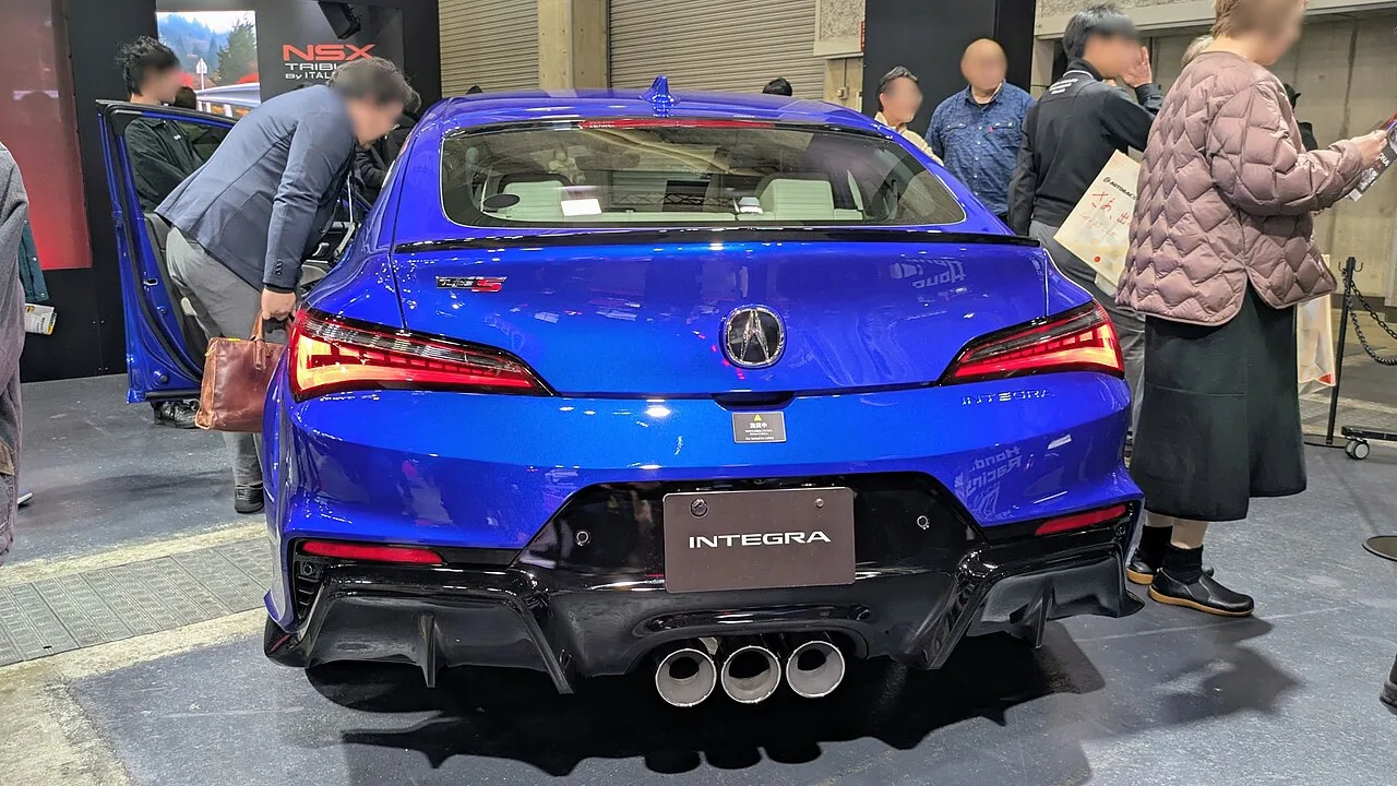 Acura Integra, rear