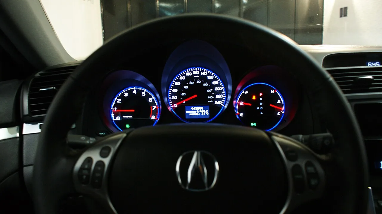 Acura TL, interior