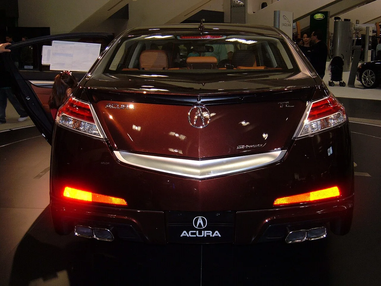 Acura TL, rear