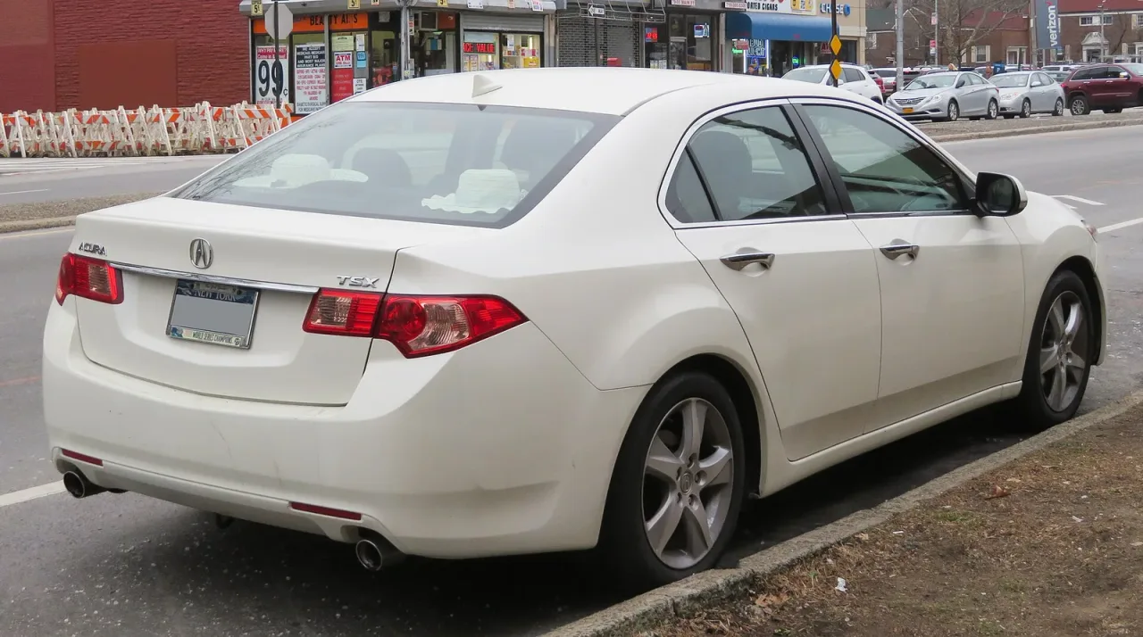 Acura TSX, rear