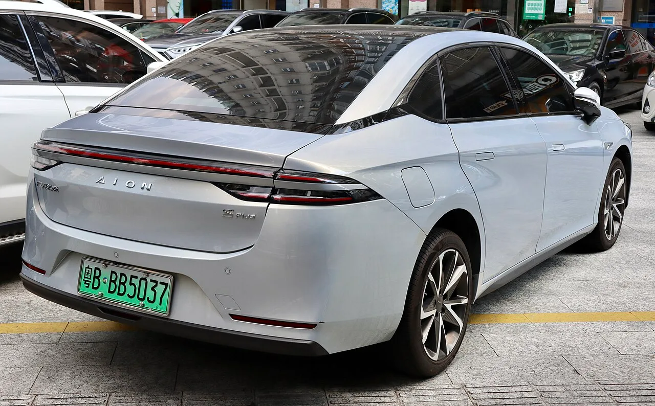 Aion S, rear