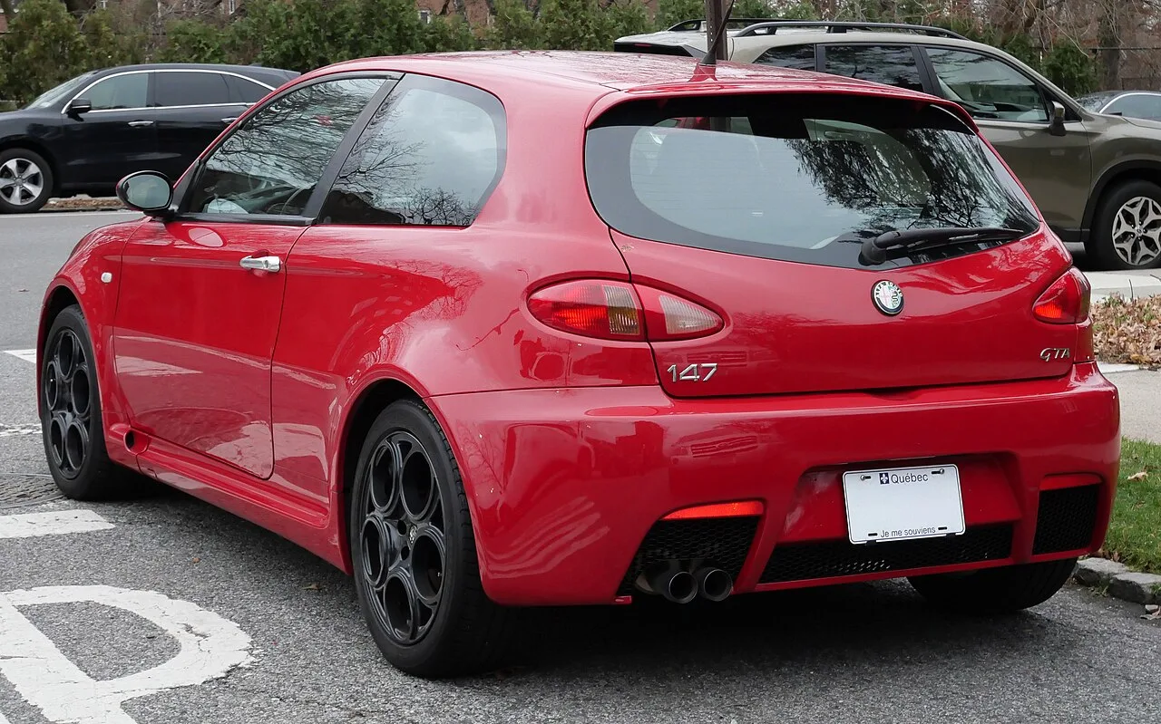 Alfa Romeo 147 GTA, rear