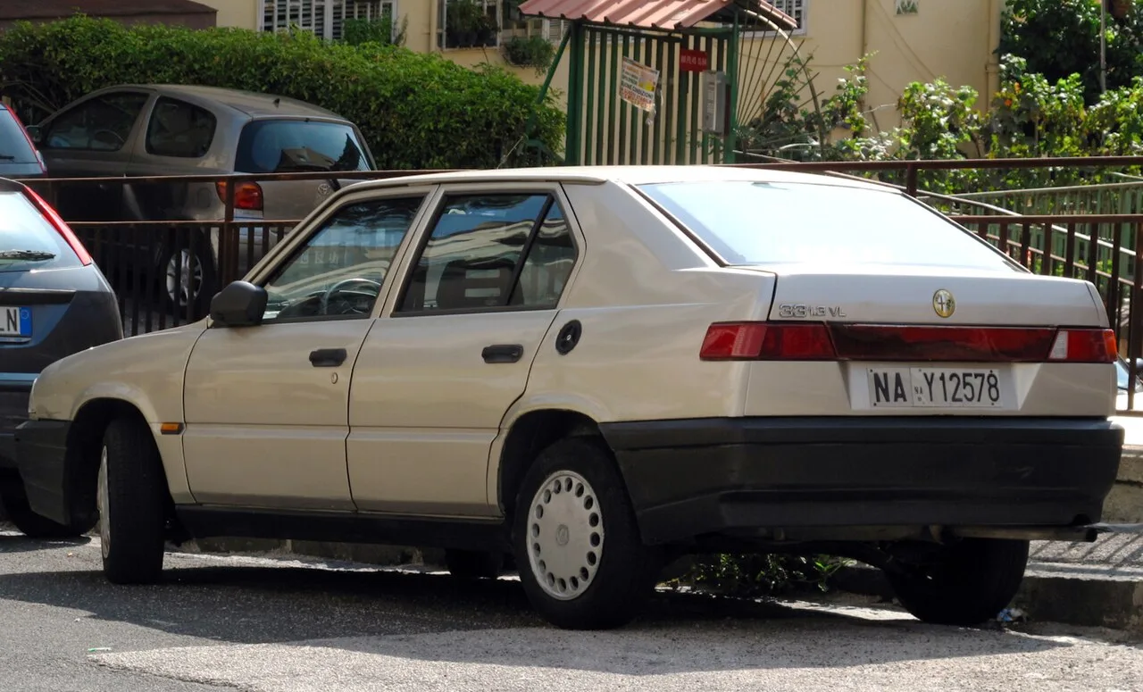 Alfa Romeo 33 second series, rear
