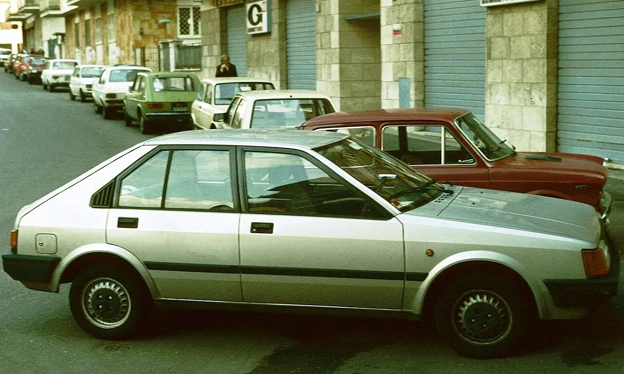 Alfa Romeo Arna, side