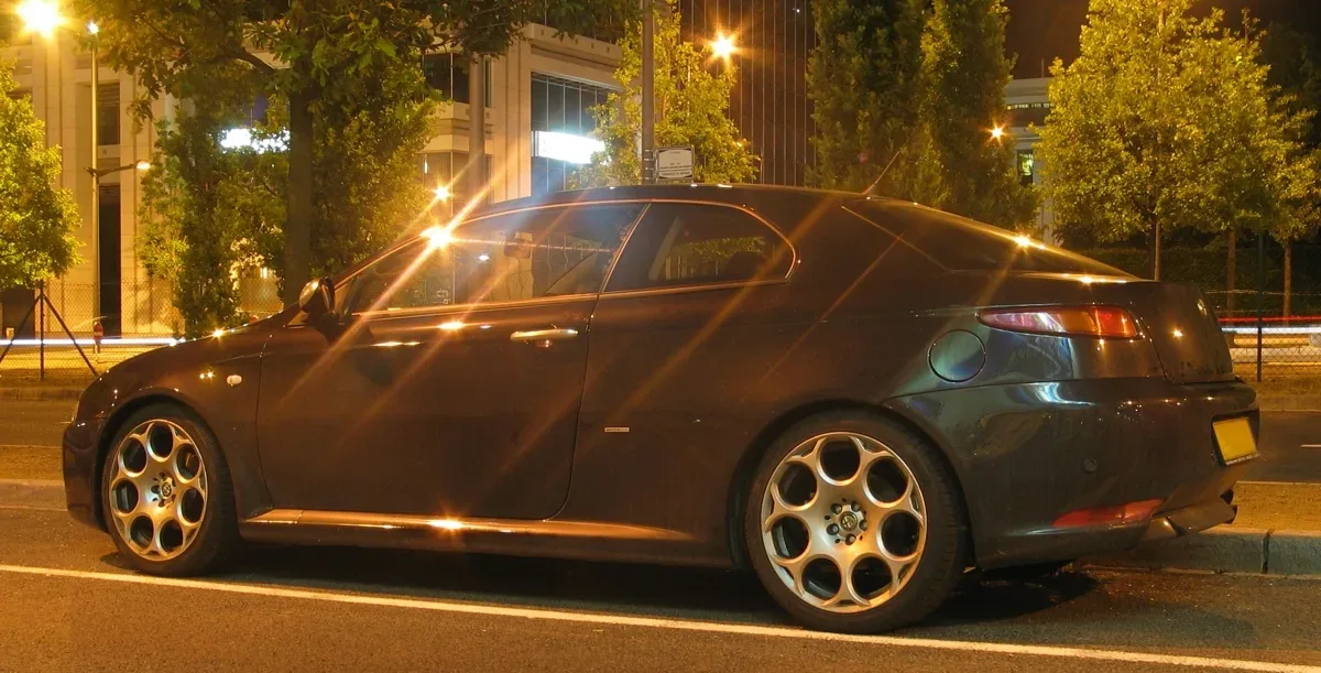 Alfa Romeo GT, rear
