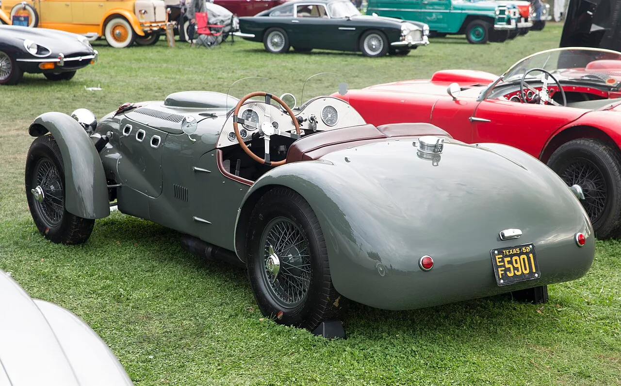 Allard J2X Le Mans, interior
