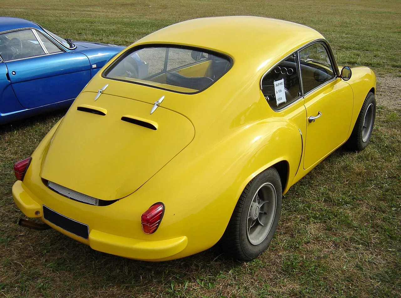 Alpine A106, rear