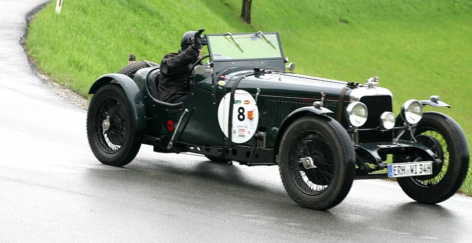 Alvis Silver Eagle SA / SD, rear