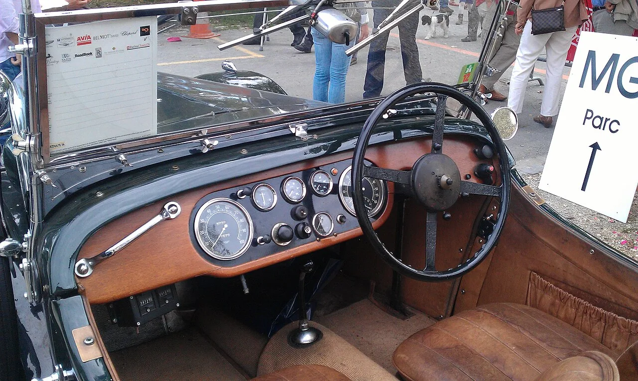 Alvis Speed 20 SA–SD and 3½-litre, interior