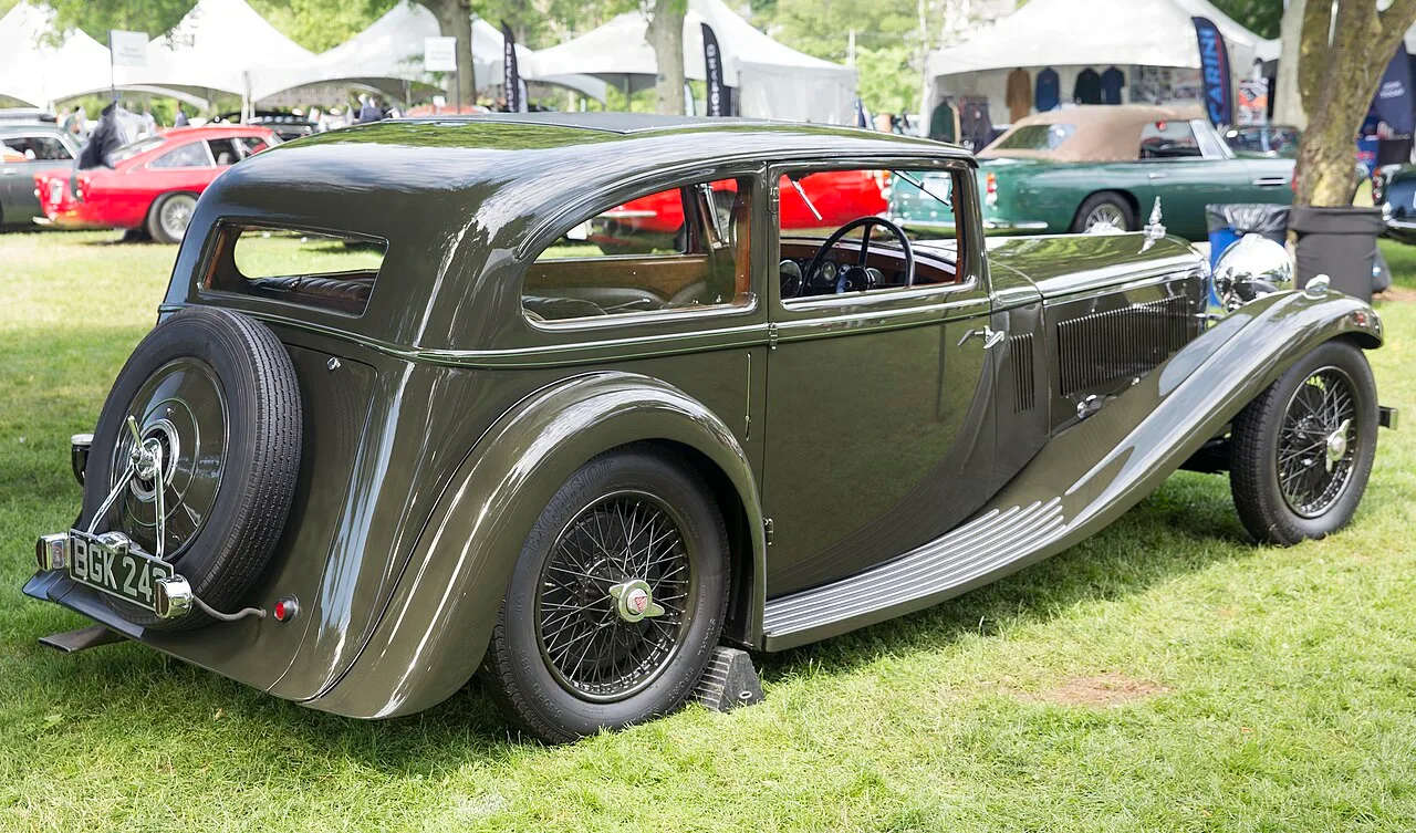Alvis Speed 20 SA–SD and 3½-litre, rear
