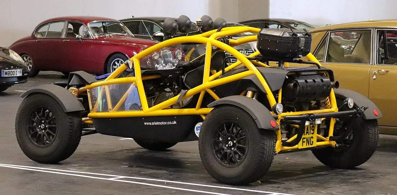 Ariel Nomad, rear