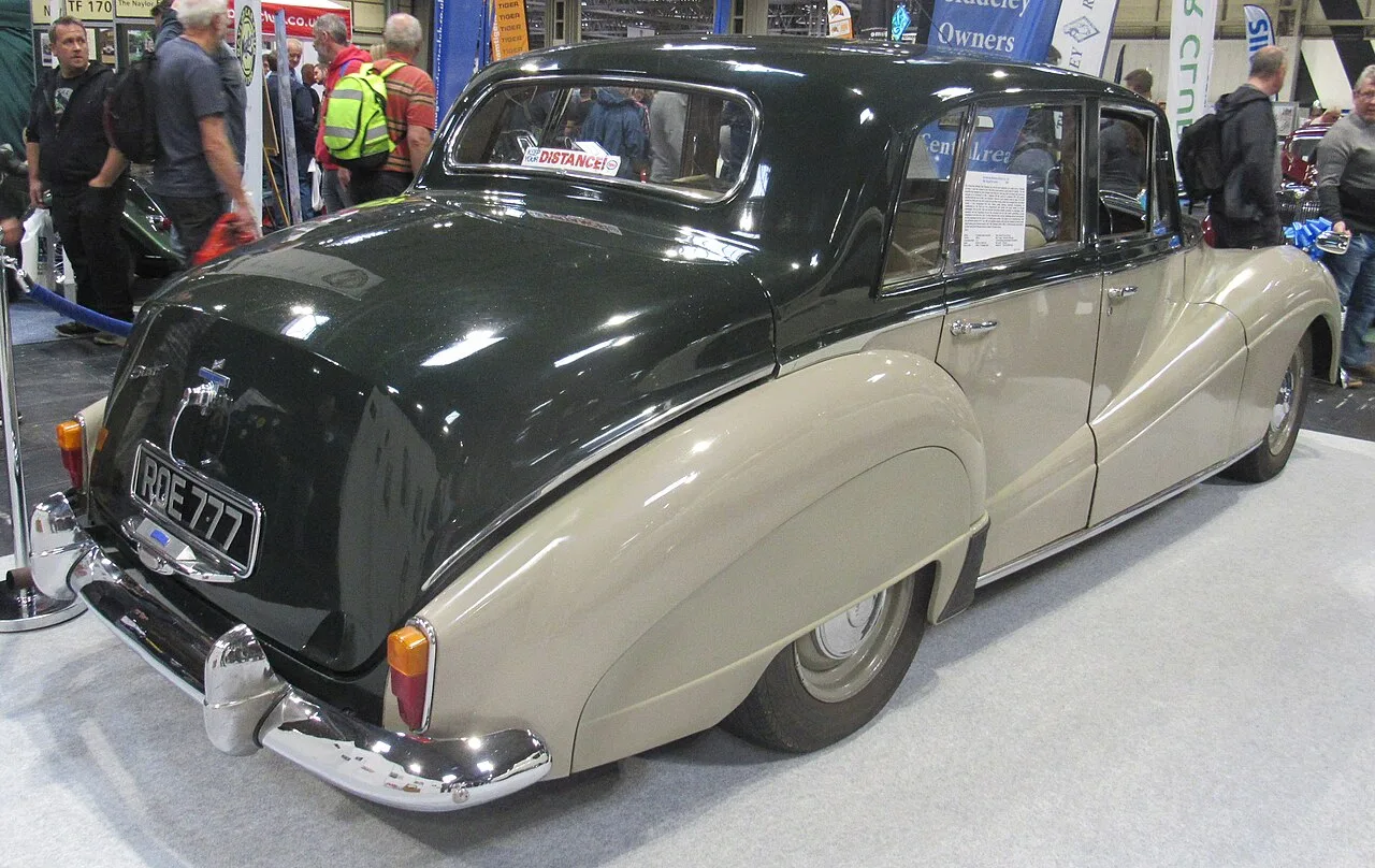 Armstrong Siddeley Sapphire, rear