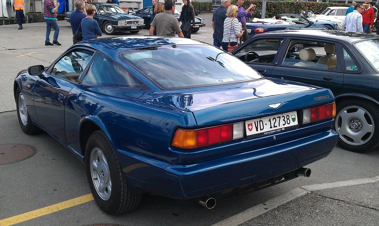 Aston Martin Virage, rear