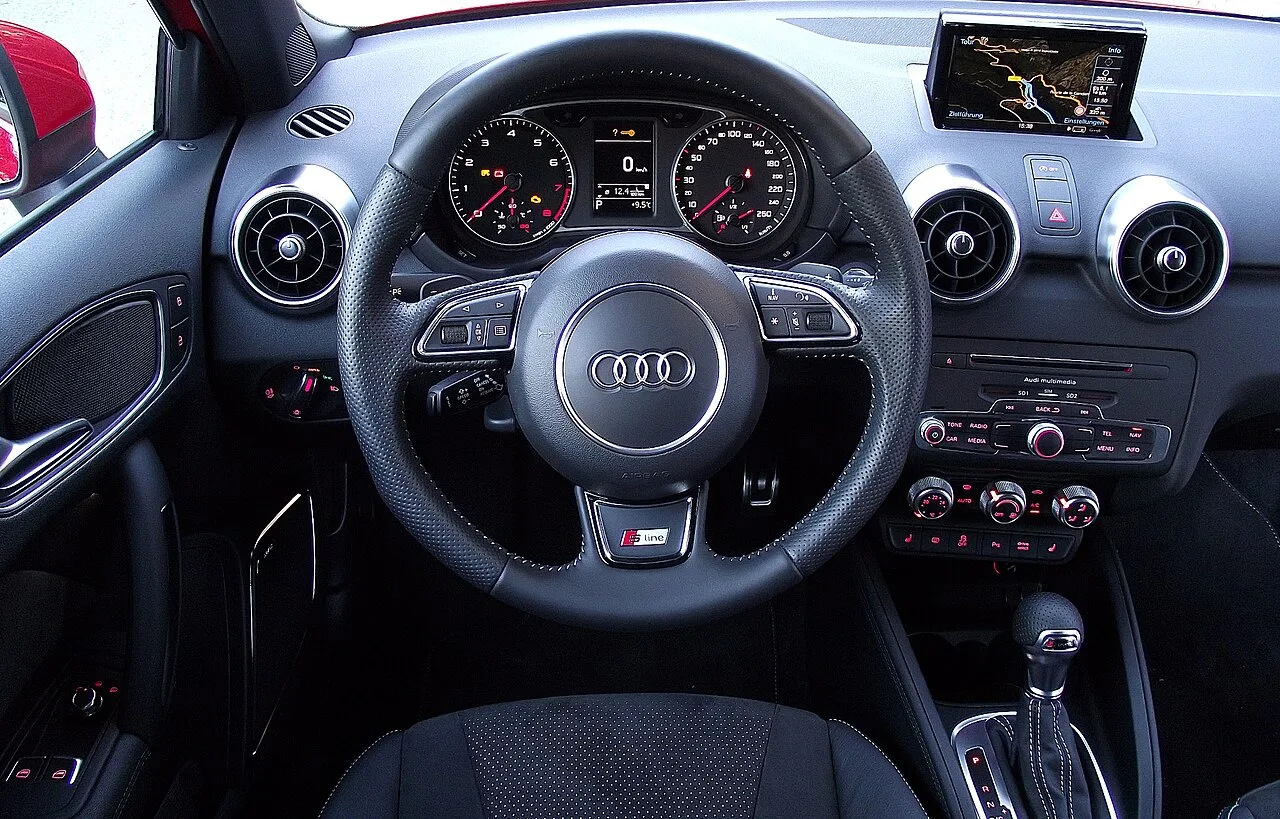 Audi A1, interior