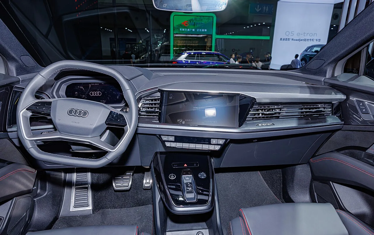 Audi Q5, interior