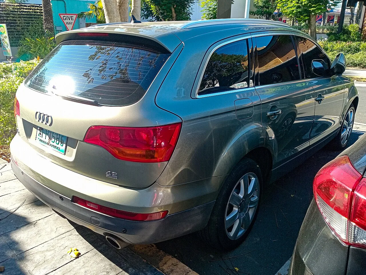 Audi Q7, rear