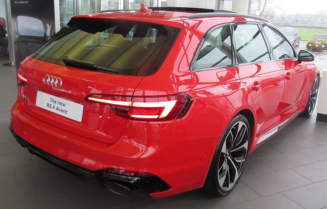 Audi RS 4 Avant B8, rear
