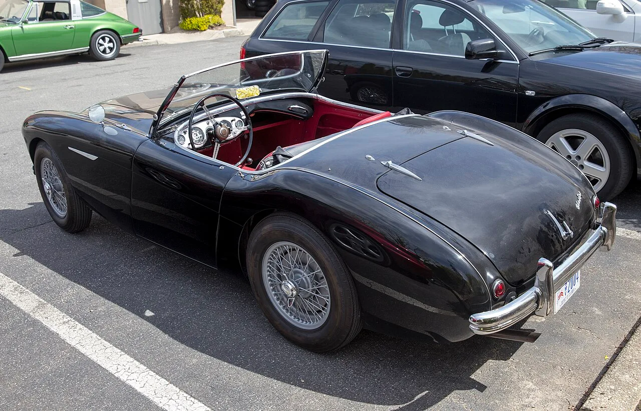 Austin-Healey 100 BN1 / BN2, rear