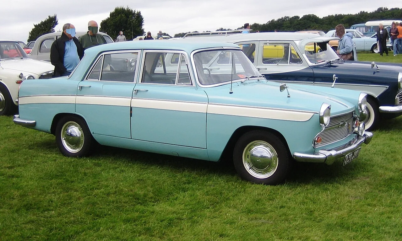 Austin Cambridge, rear