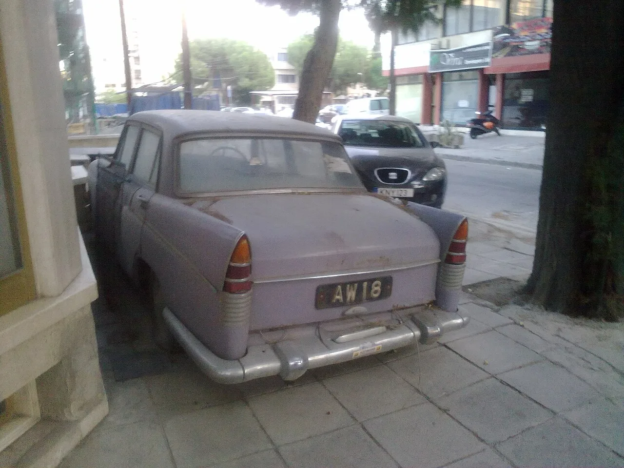 Austin Cambridge, side