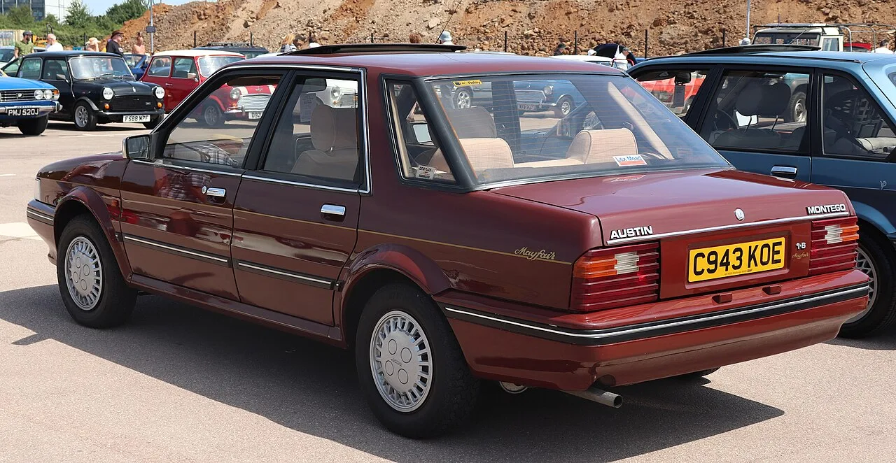Austin Montego, rear