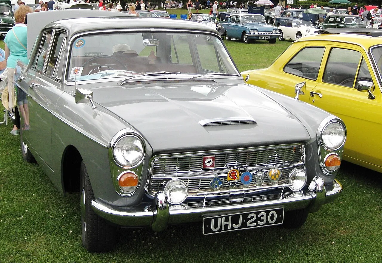 Austin Westminster, rear