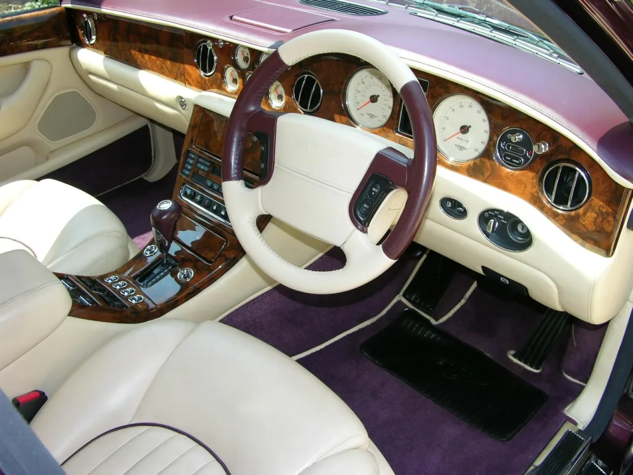Bentley Arnage, interior