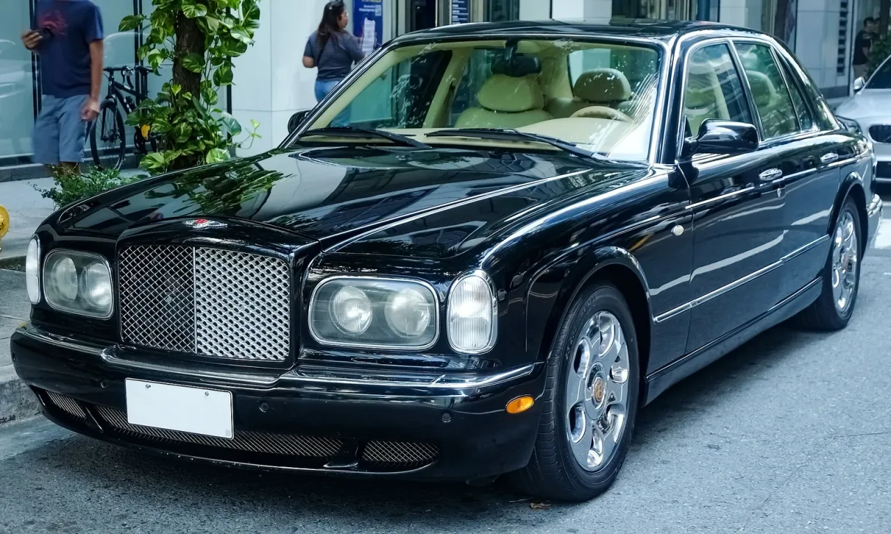 Bentley Arnage, side