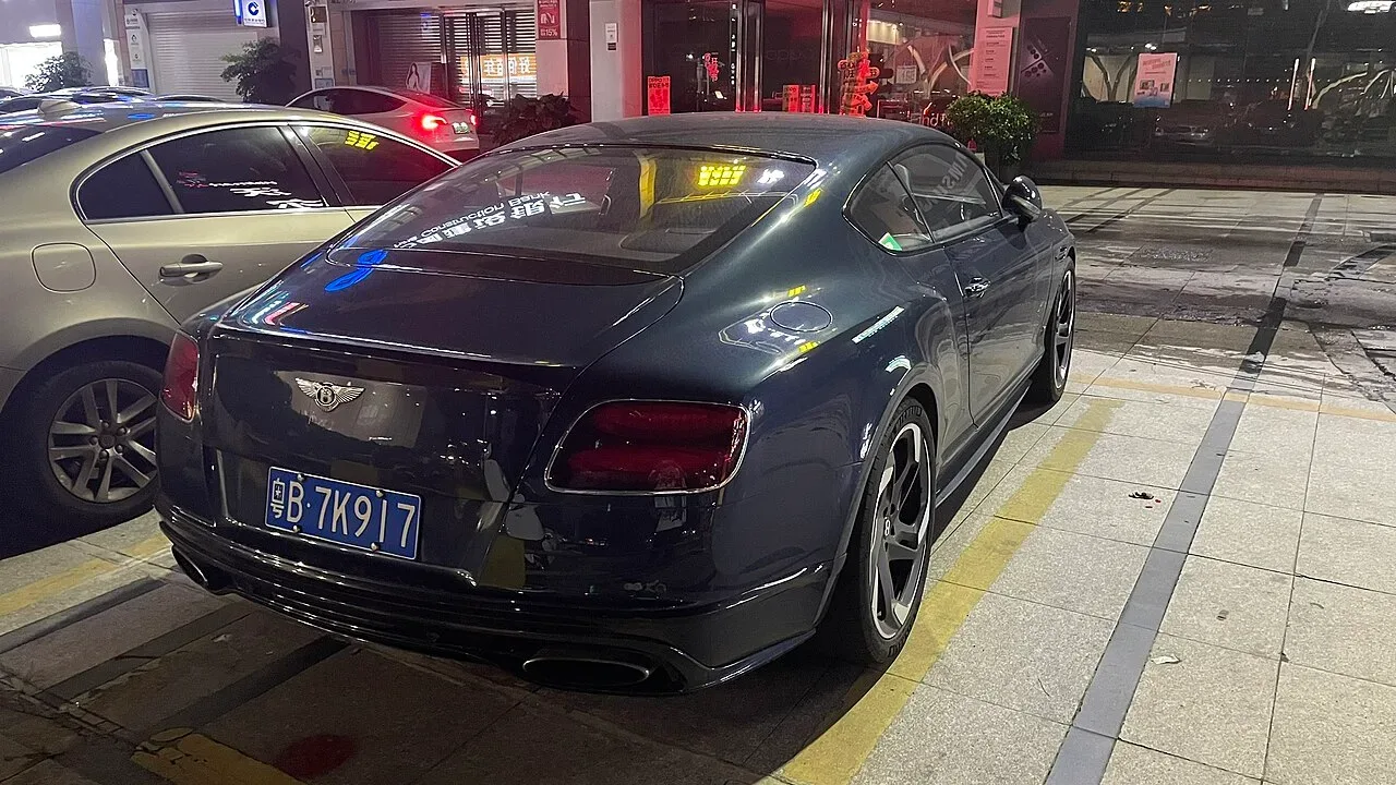 Bentley Continental GT, rear