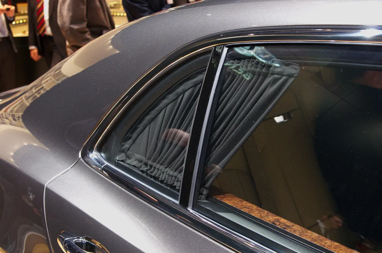 Bentley Mulsanne, rear