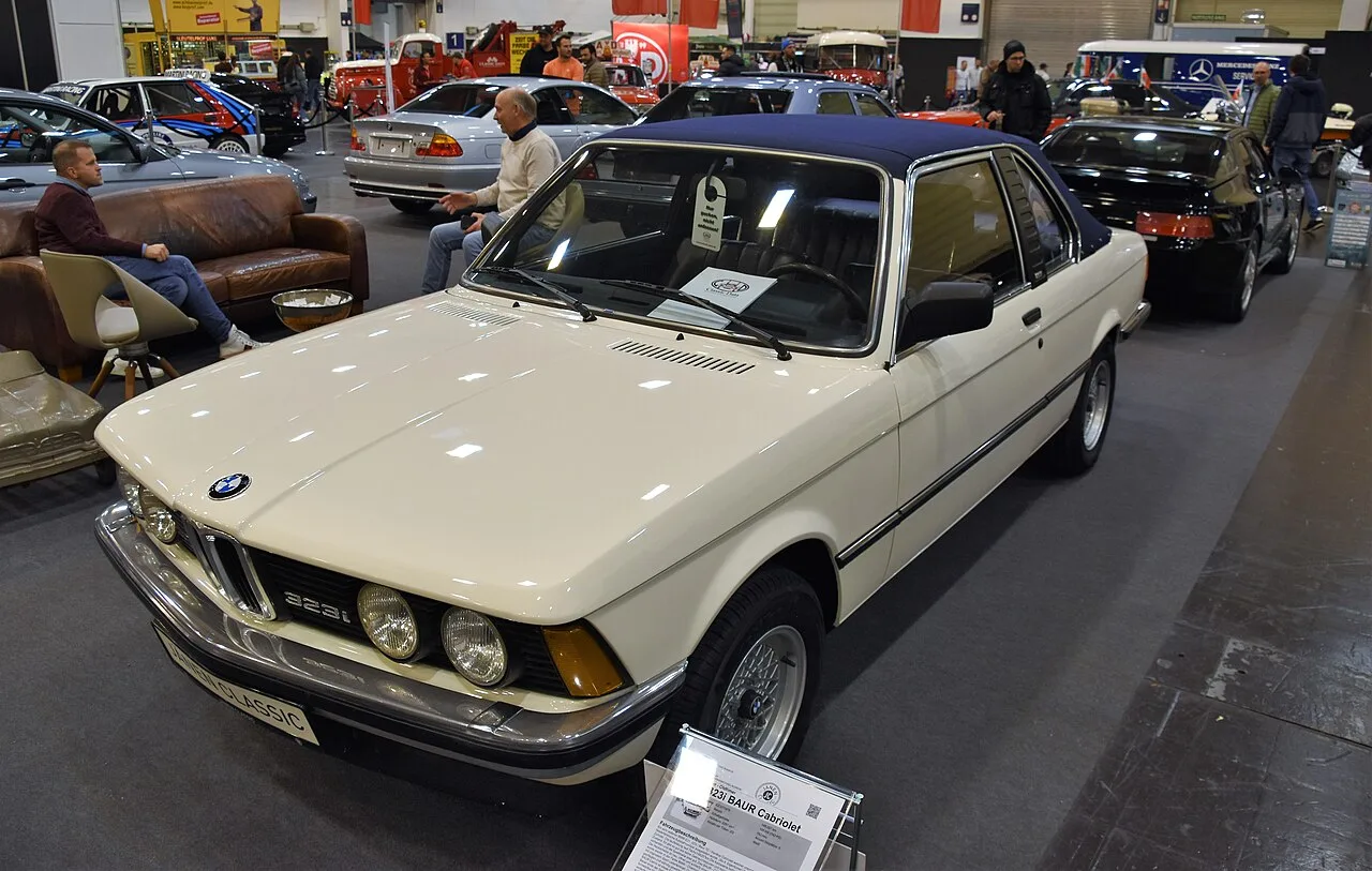 BMW 3 Series E21, rear