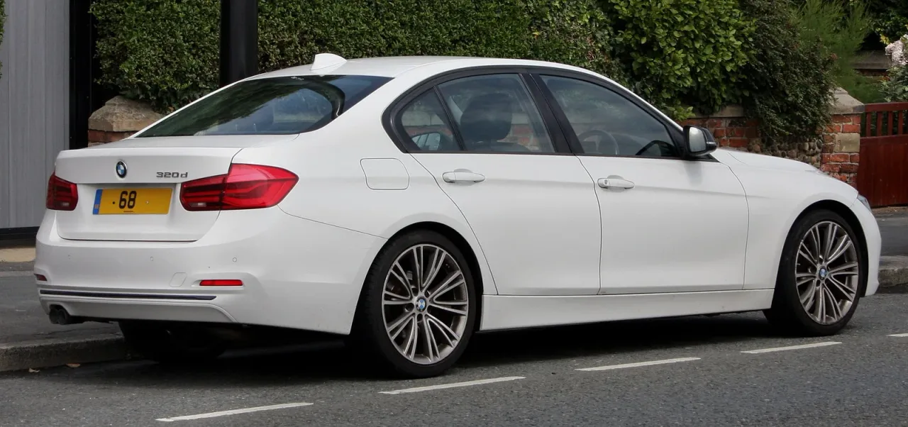 BMW 3 Series, rear
