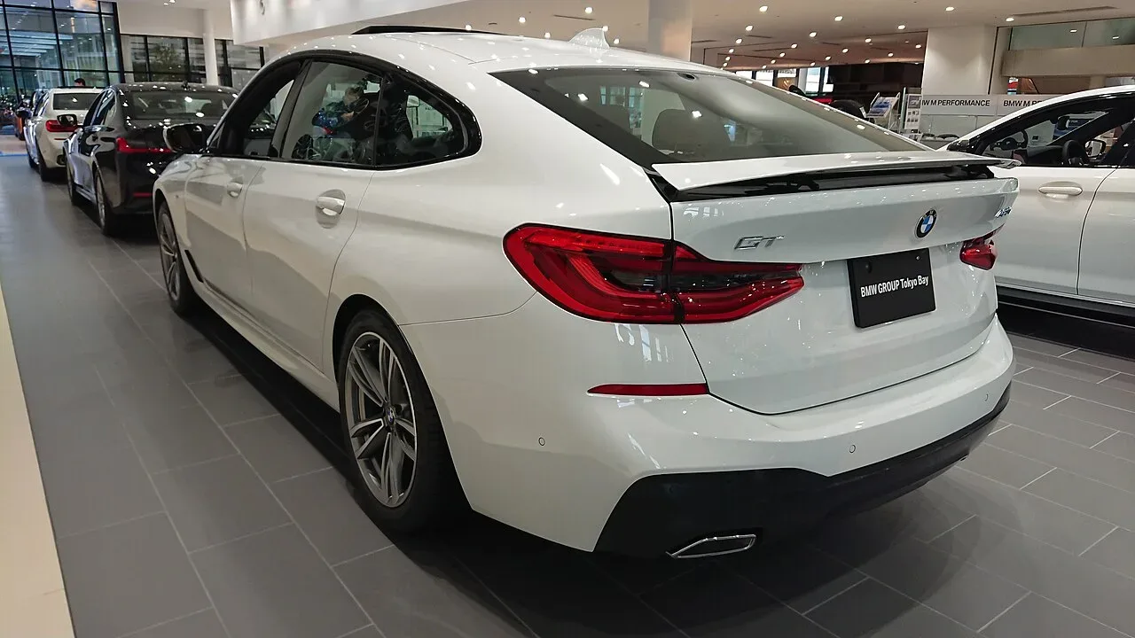 BMW 6 Series, rear