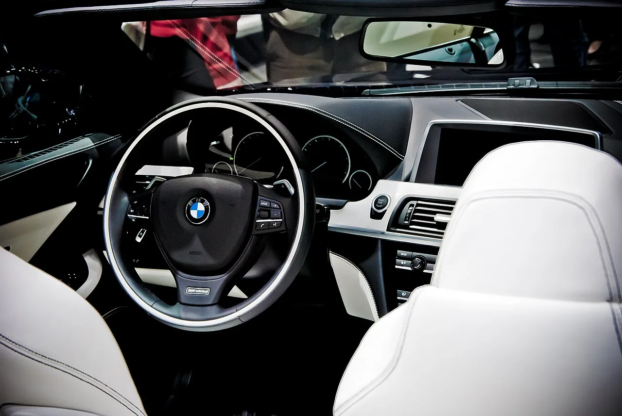 BMW 6 Series, interior