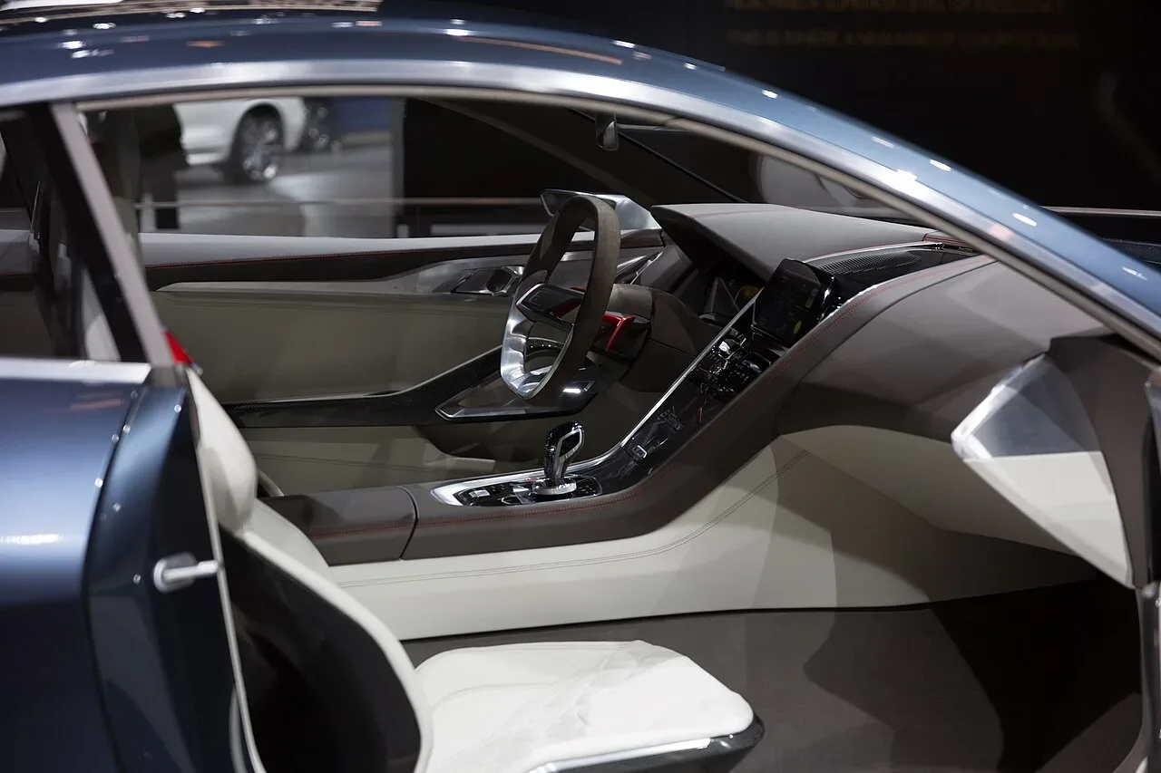 BMW 8 Series, interior