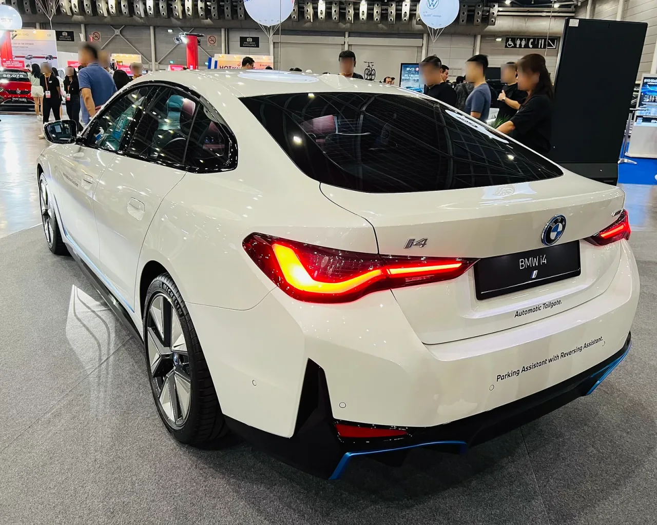 BMW i4, rear
