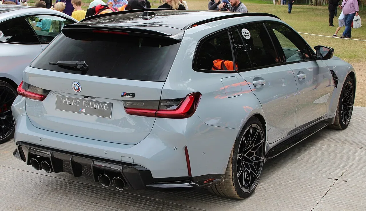 BMW M3, rear