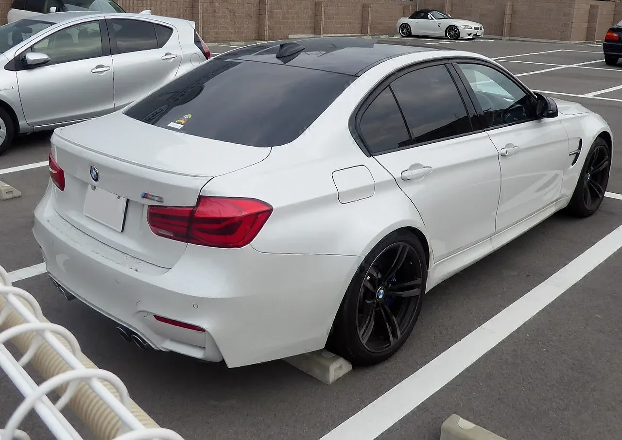 BMW M3, rear