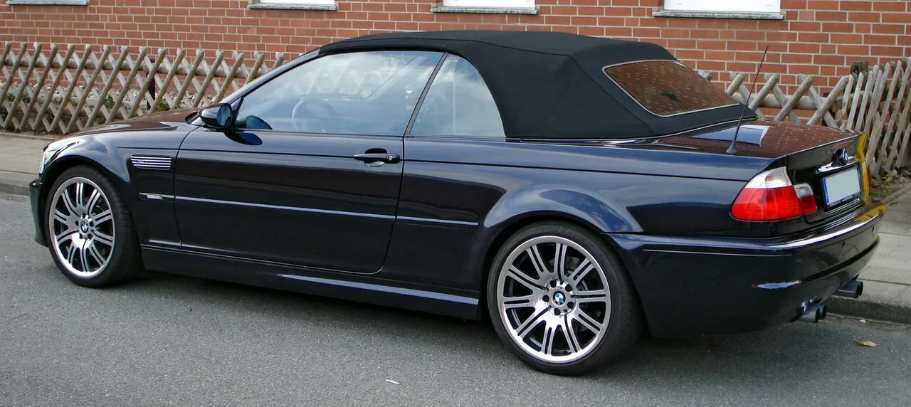 BMW M3, side