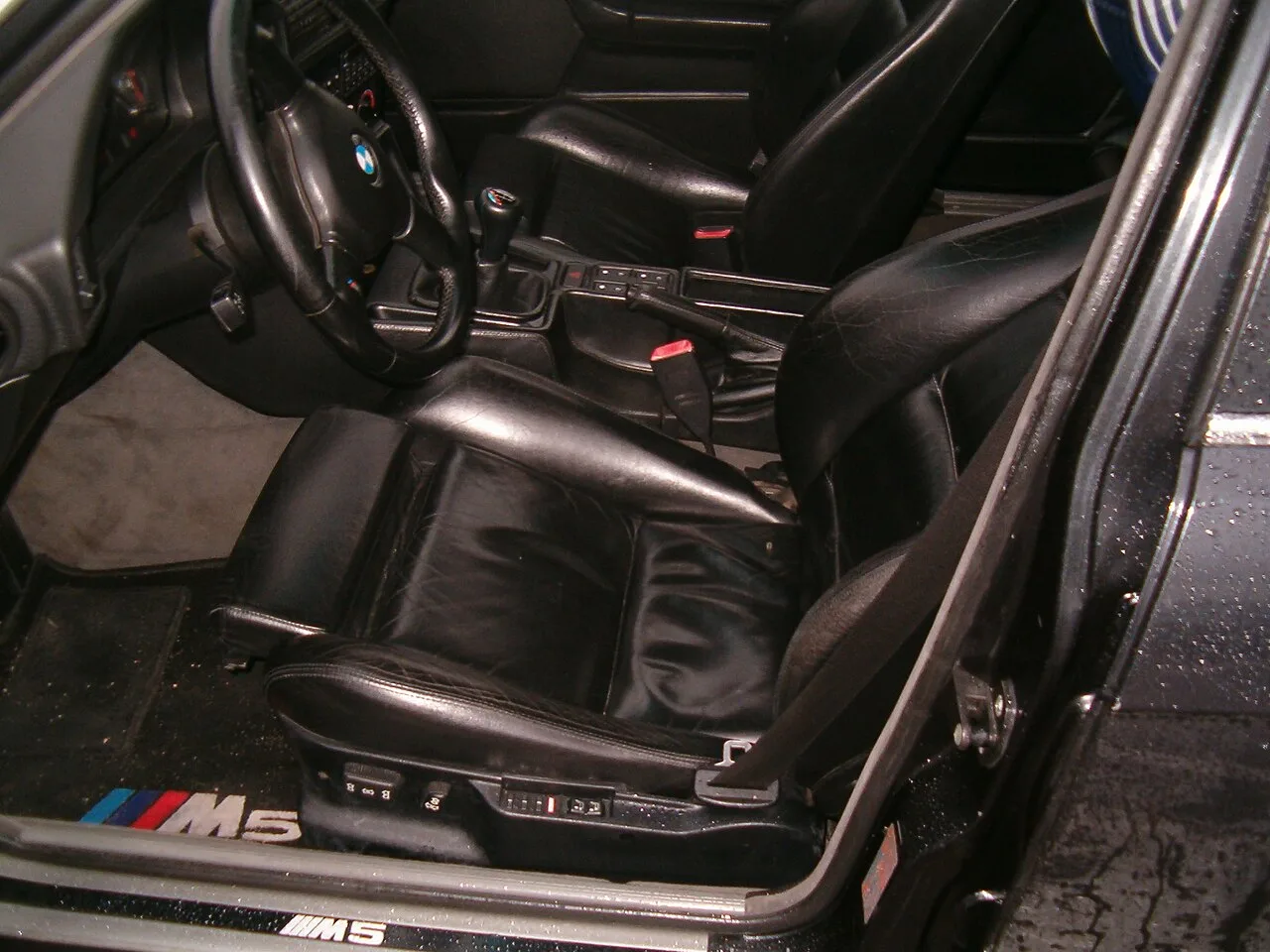 BMW M5, interior