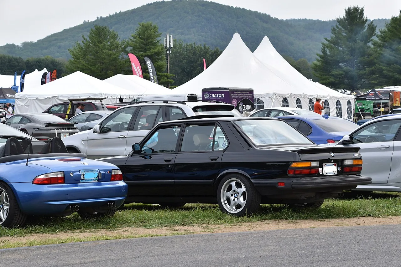 BMW M5, rear