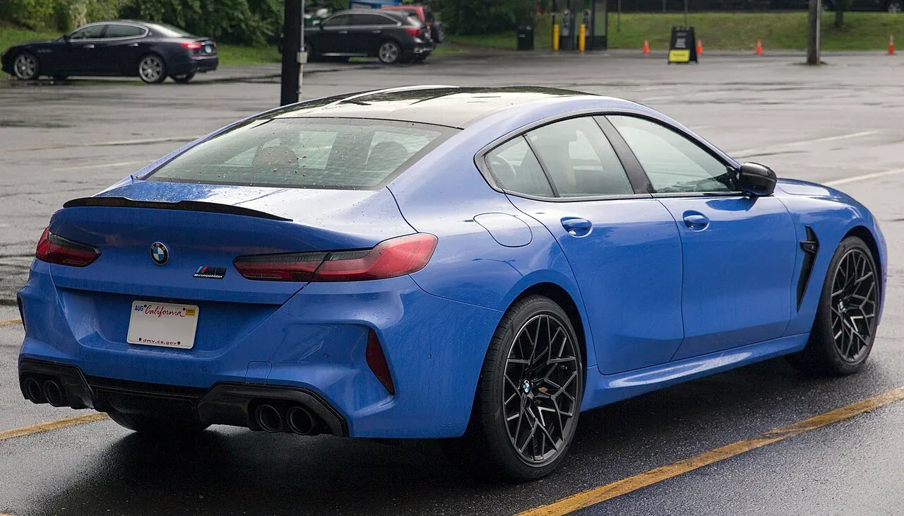 BMW M8, rear