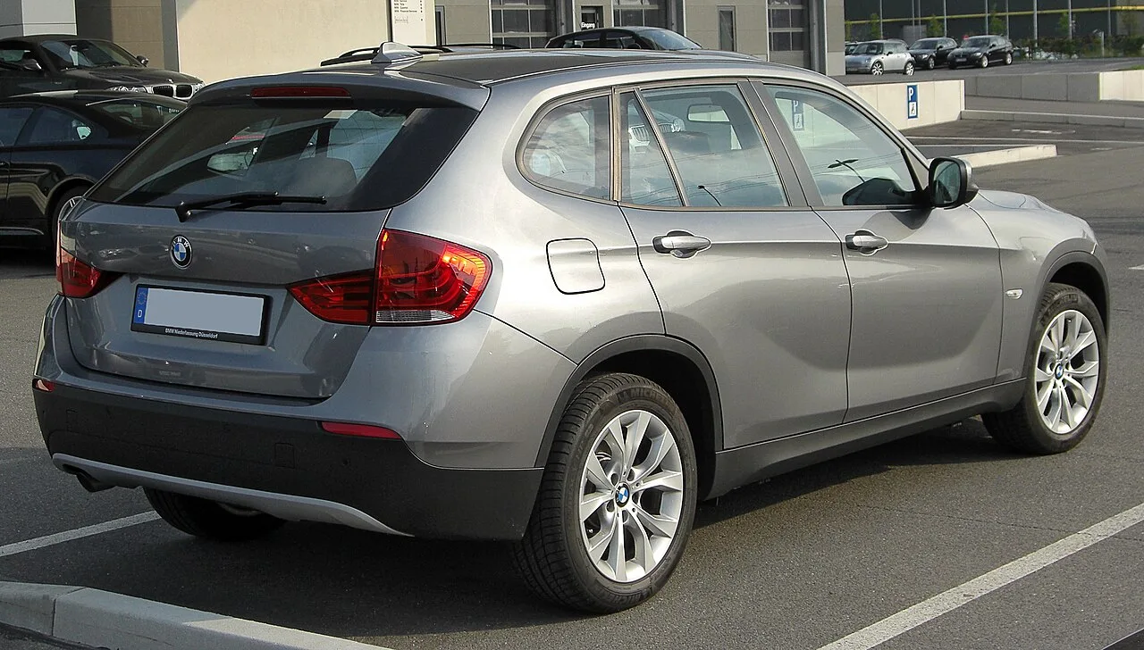 BMW X1, rear
