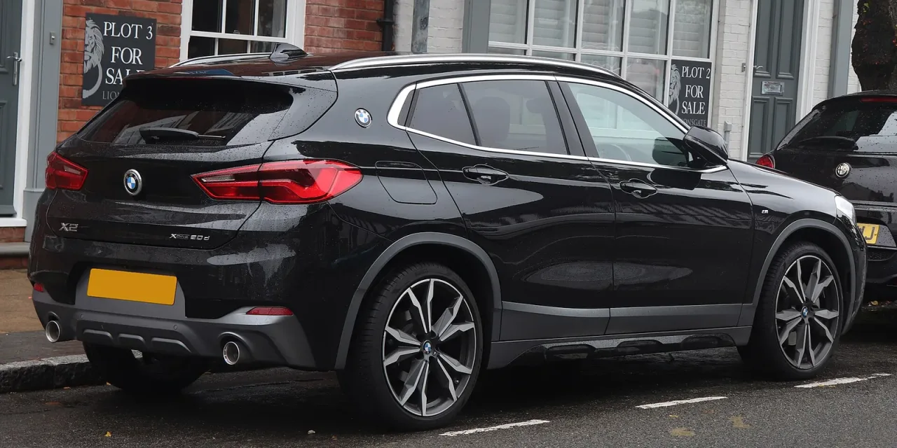 BMW X2, rear