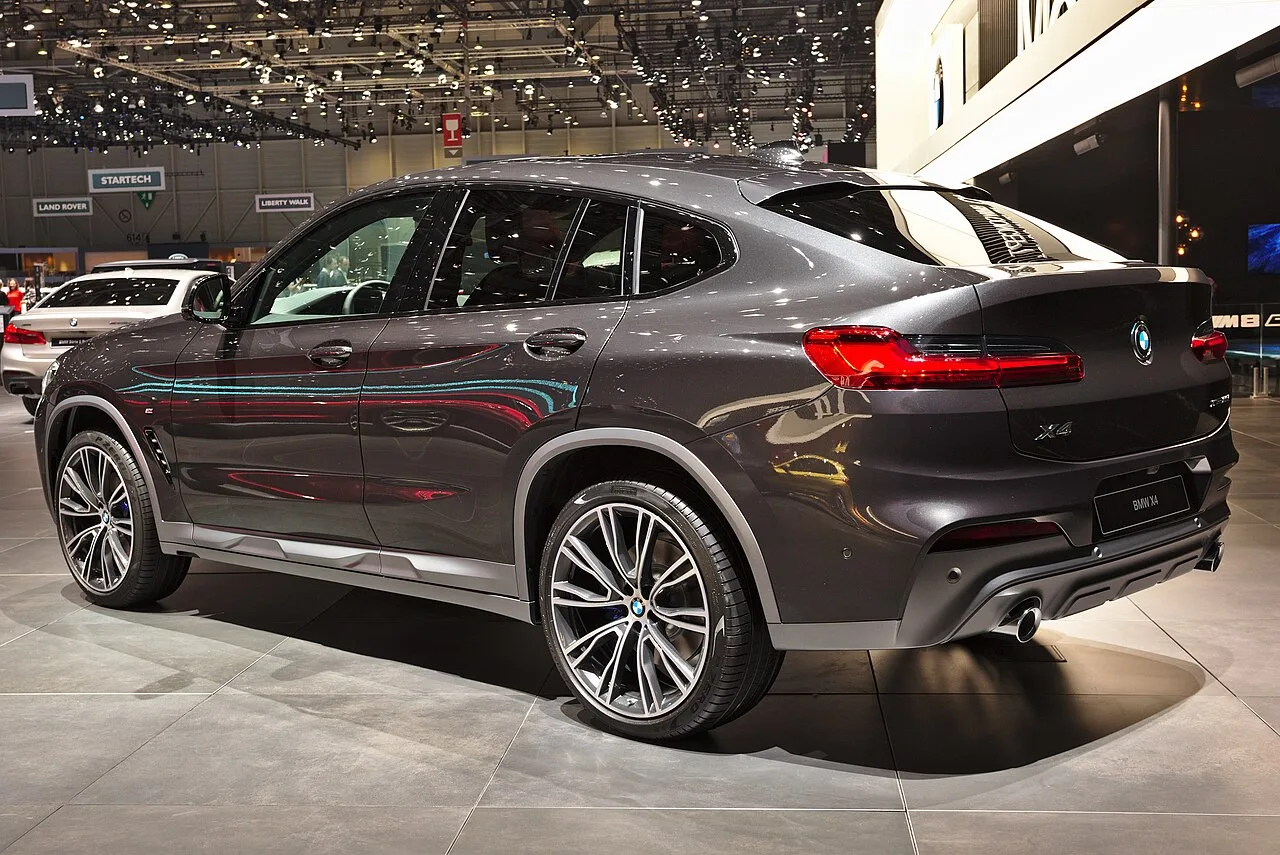 BMW X4 M Performance, rear