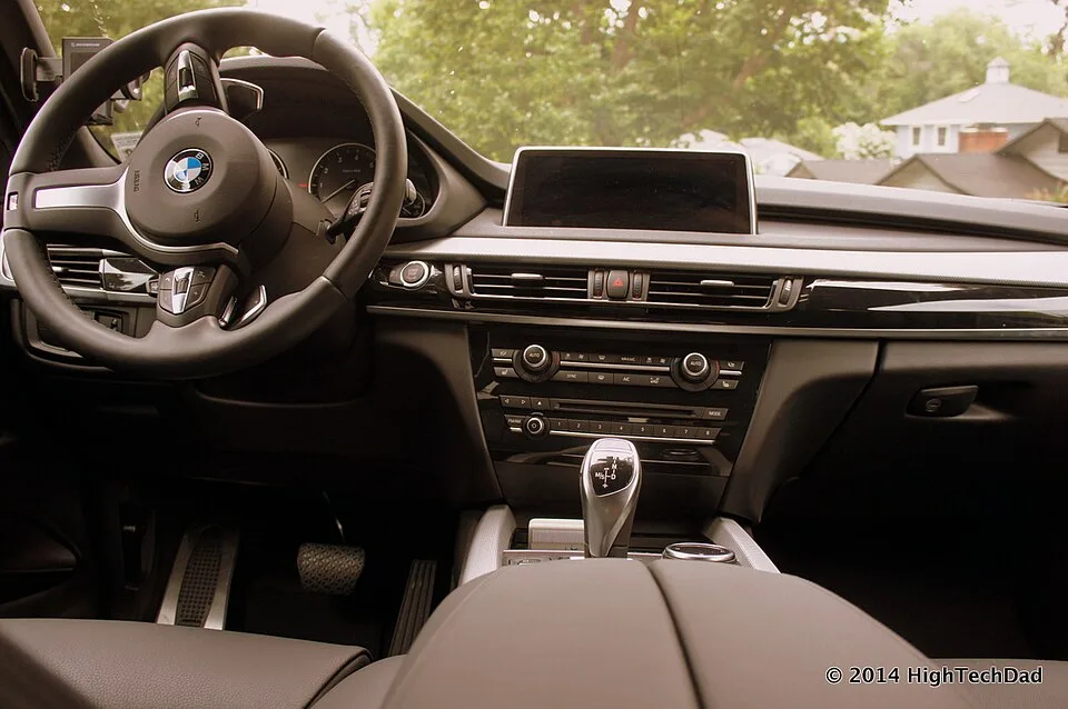 BMW X5, interior