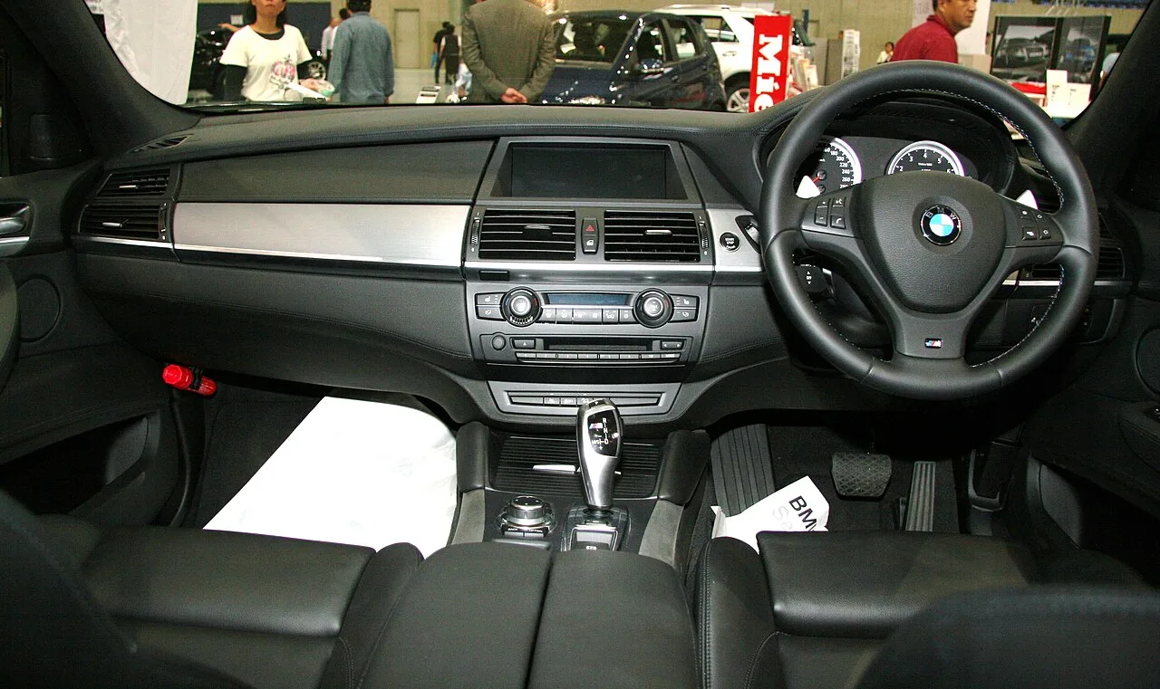 BMW X6 M Performance, interior