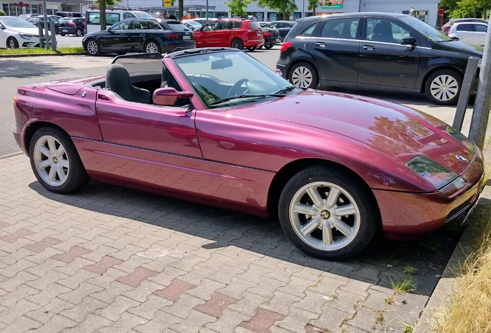 BMW Z1, side