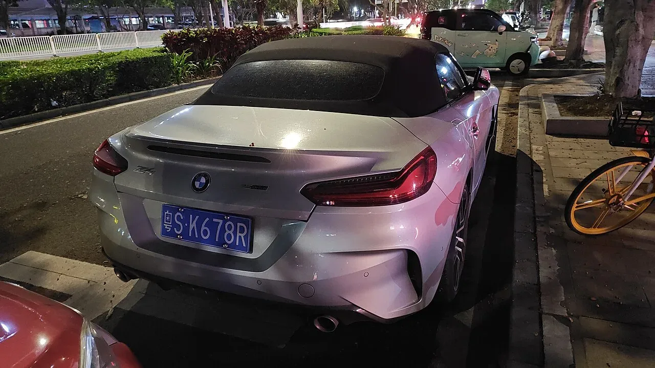BMW Z4, rear