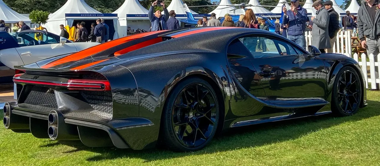 Bugatti Chiron, rear